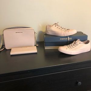 Michael Kors Jet set crossbody with wallet